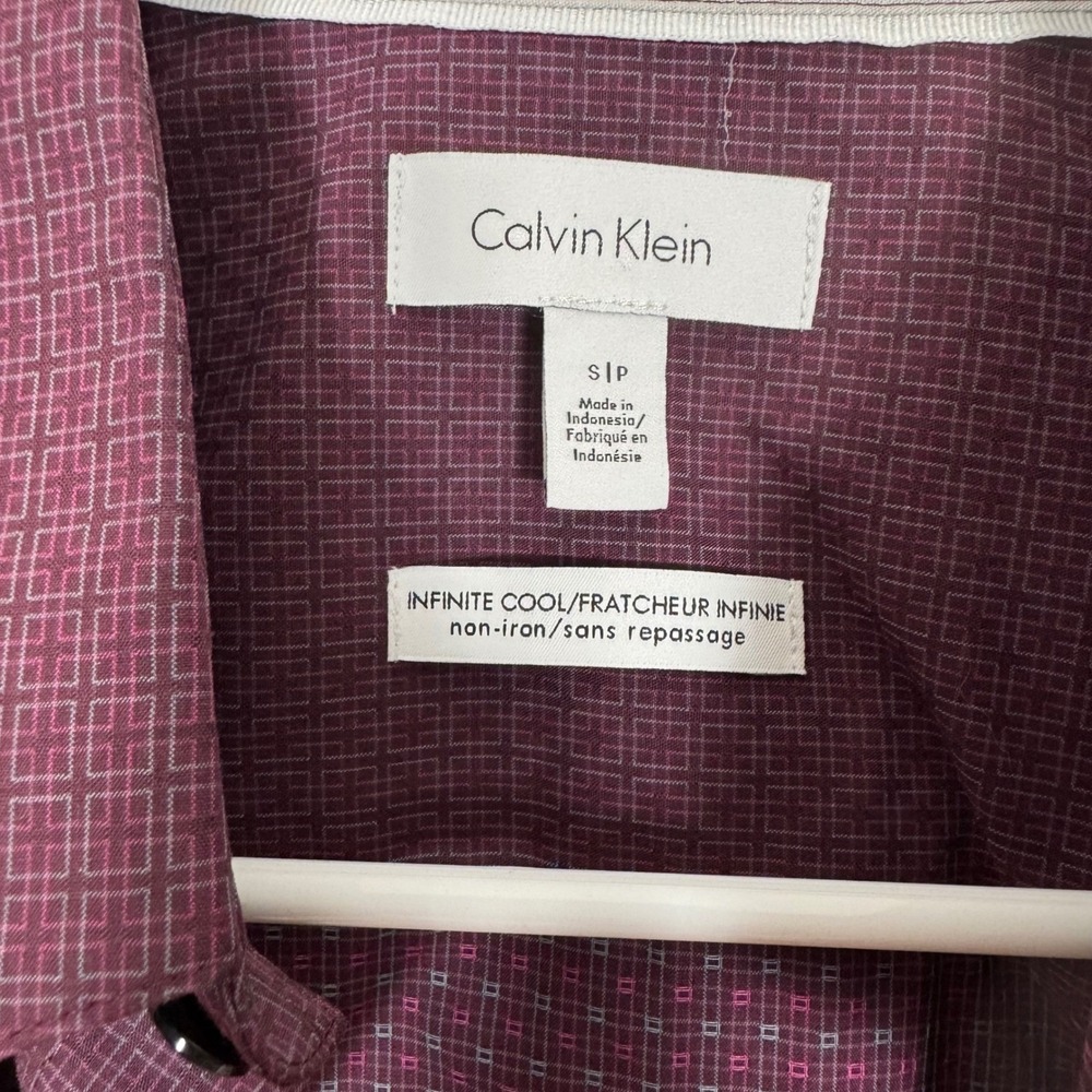 Calvin Klein Mens Burgundy Geometric Print Infinite Cool Non Iron Dress Shirt S - Picture 4 of 7